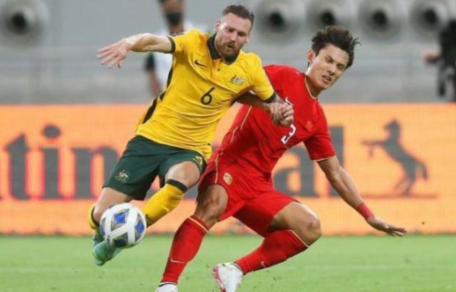 乐鱼体育平台-国足完败袋鼠后将死磕日本 若连败出线梦或破碎